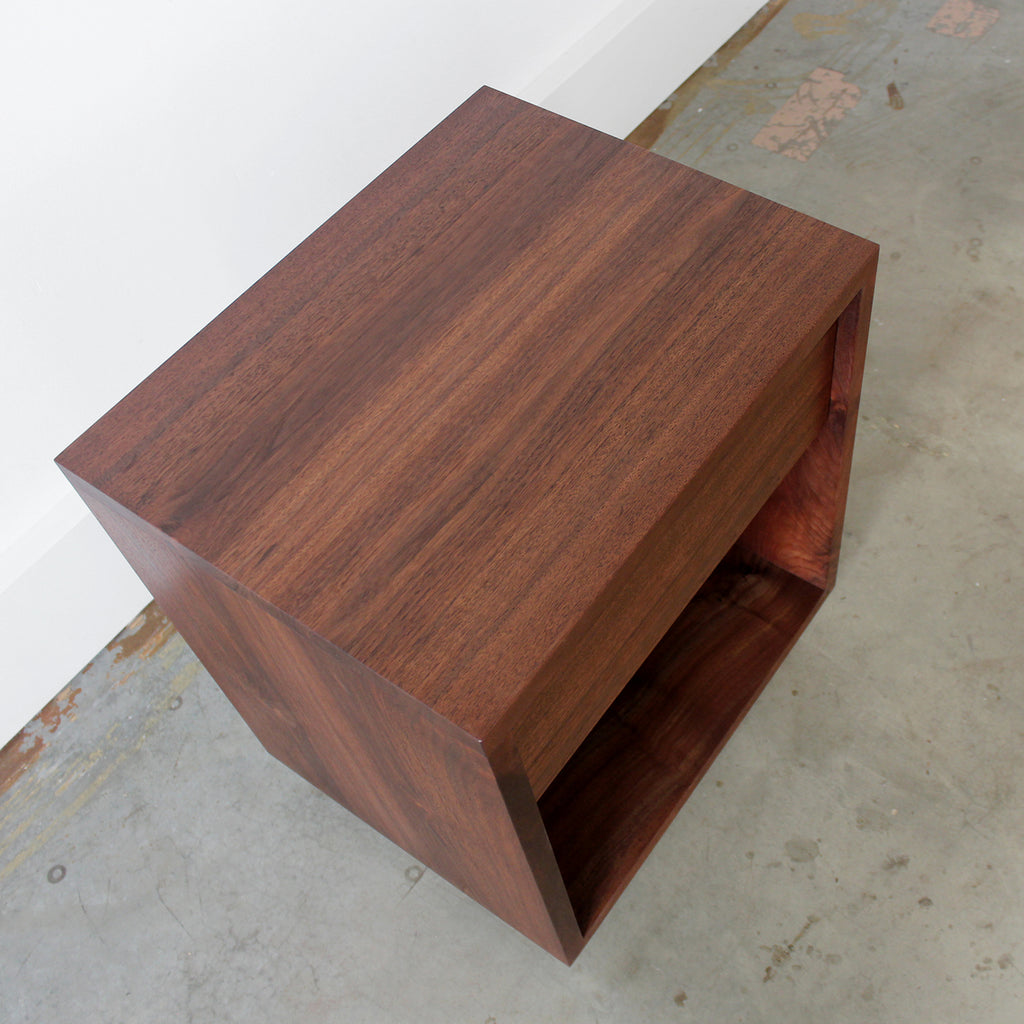 Hanko Plinth Side Table