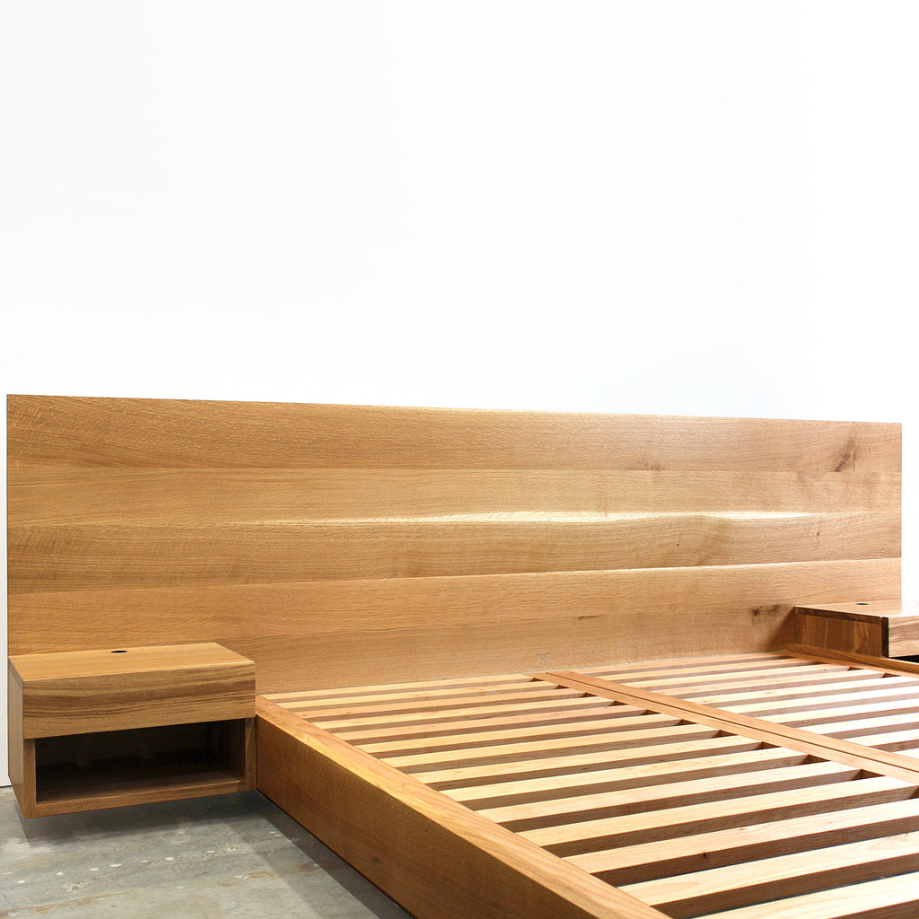 Hanko Plinth Bed with Side Tables